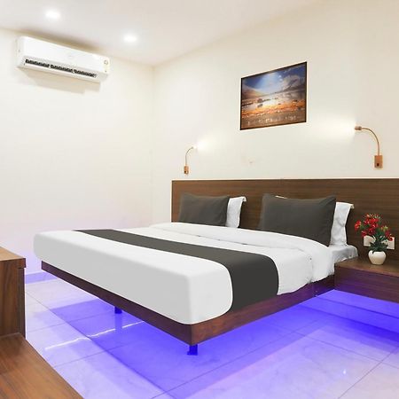 Super Townhouse Vikaspuri Hotel Delhi  Eksteriør billede