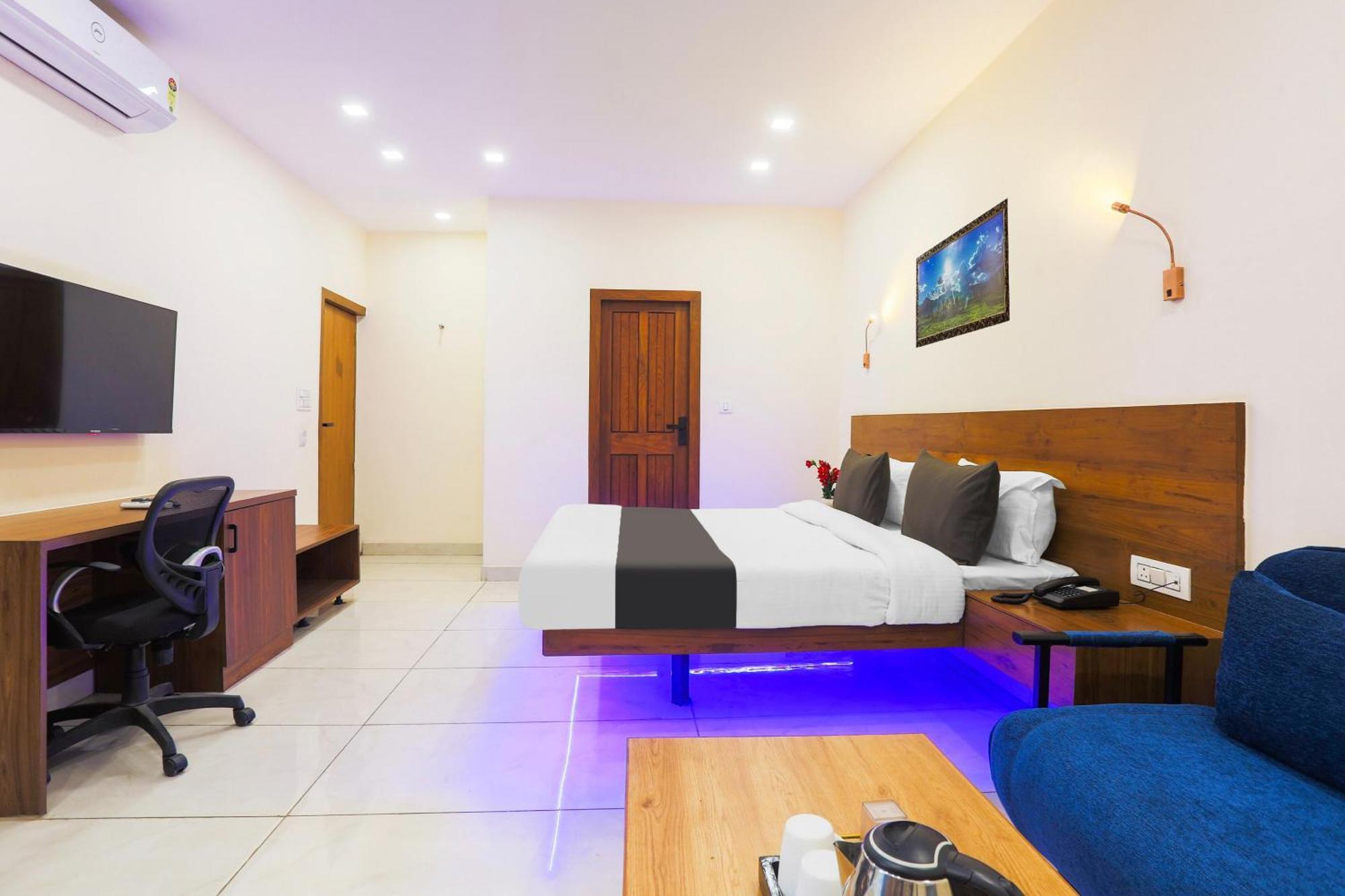 Super Townhouse Vikaspuri Hotel Delhi  Eksteriør billede