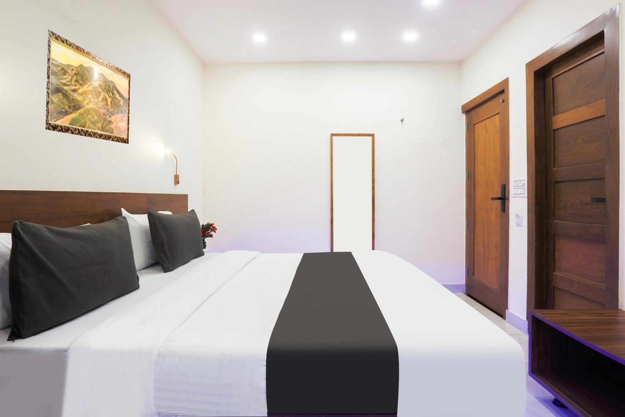 Super Townhouse Vikaspuri Hotel Delhi  Eksteriør billede
